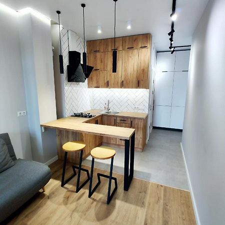 Wood Apartment Одеса Екстериор снимка